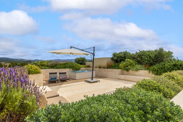 Sea view penthouse as new in a luxurious residential complex in Paguera