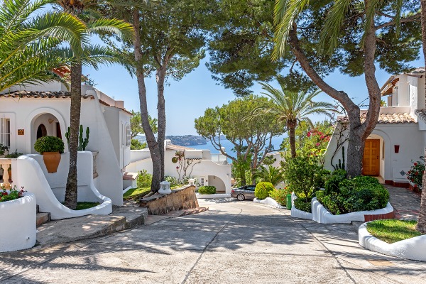 Refurbished apartment with partial sea views in Costa de la Calma image 4