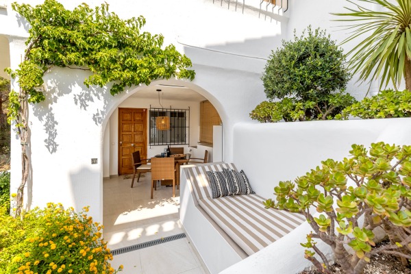 Refurbished apartment with partial sea views in Costa de la Calma image 5