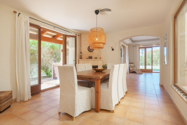 Mediterranean villa in a popular, quiet location in Nova Santa Ponsa image 5