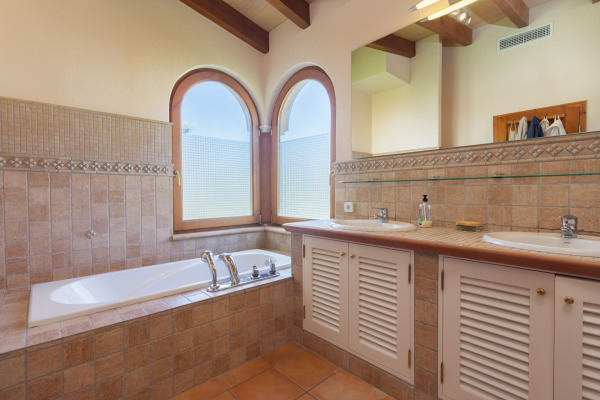 Mediterranean villa in a popular, quiet location in Nova Santa Ponsa image 8