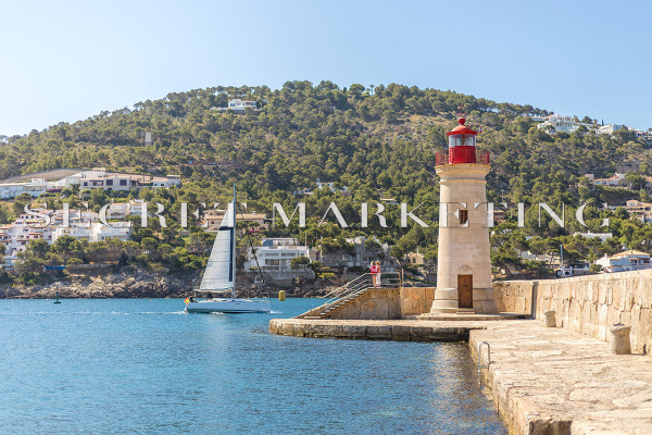 Modern luxury villa with harbor and sea view in Port Andratx image 2