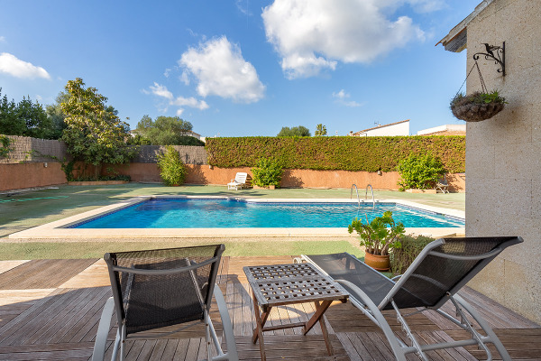 Mediterranean terraced house near the harbor in Portocolom image 7