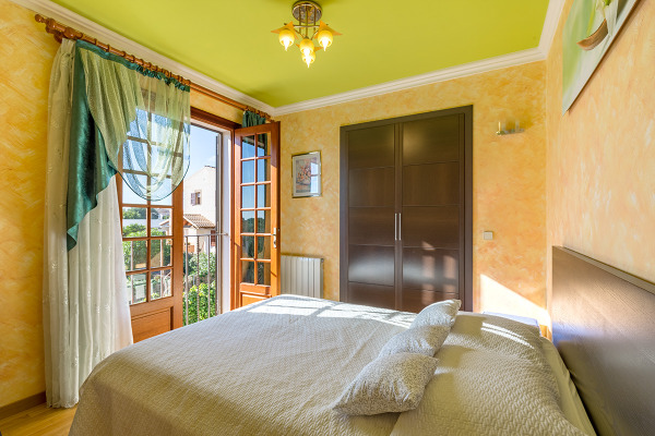 Mediterranean terraced house near the harbor in Portocolom image 10