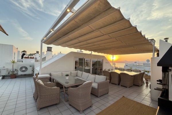 Modernised end-of-terrace house with sea views in Son Veri Nou image 2