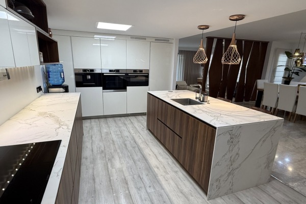 Modernised end-of-terrace house with sea views in Son Veri Nou image 4