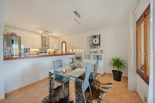 Mediterranean terraced house in a quiet location in Cala Romantica image 8