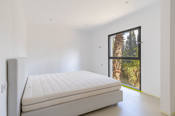 Completely renovated villa with holiday rental licence in Santa Ponsa image 8