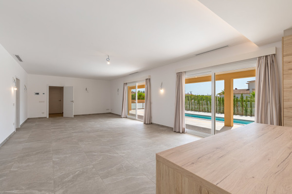 Modern new build villa with pool in Sa Rapita image 5