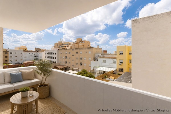 Completely modernised apartment in a popular location in El Molinar / Portixol image 5