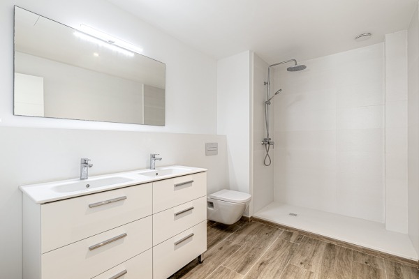 Modern new-build house with sea views in a prime location in Portixol image 11