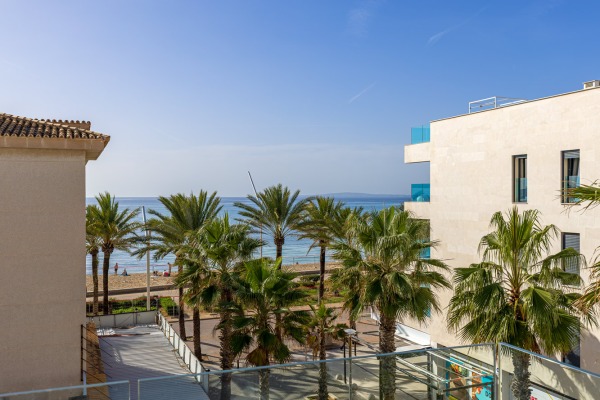 New penthouse with private pool in central beach location on Playa de Palma image 5