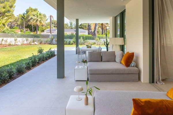 Modern, luxury new-build villa in a sought-after location in Santa Ponsa image 5