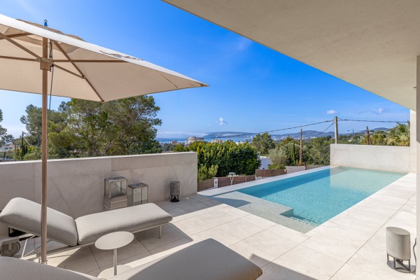 Modern, exceptional luxury villa with sea views in Portals Nous