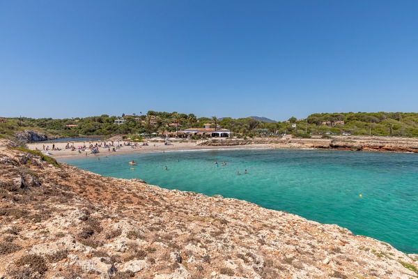 Modern seafront villa with fantastic views in Cala Murada