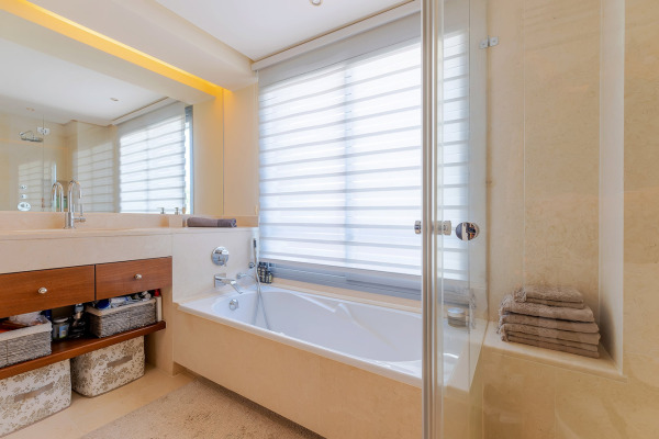 Exclusive new build villa in a fantastic location in Costa d'en Blanes image 9