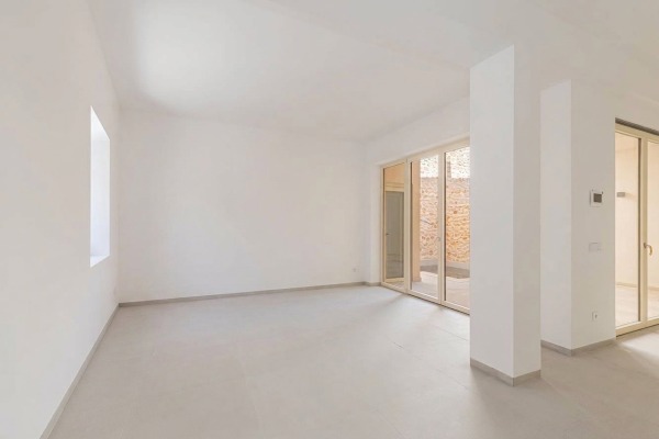 High-quality renovated townhouse with pool in the heart of Santanyí image 2