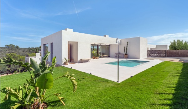Modern new villas with pool close to the beach in Cala Murada image 8