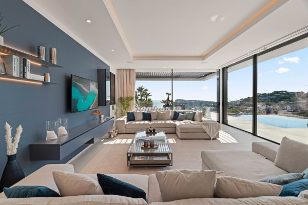 Luxurious new-build villa with incomparable views over Cala Llamp image 5