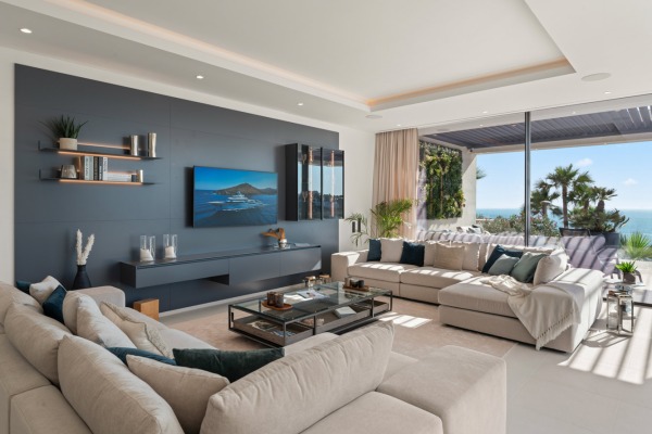 Luxurious new-build villa with incomparable views over Cala Llamp image 6