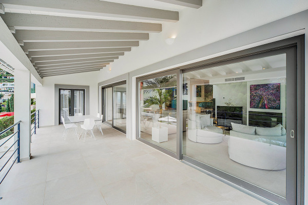 Modernised mediterranean villa in an exclusive residential area in Son Vida image 5