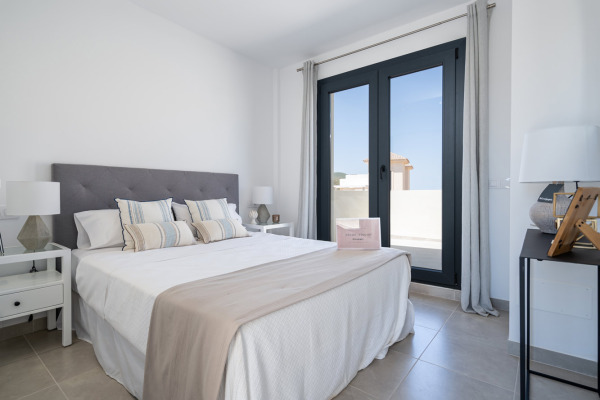 New build villa in modern residential complex in Cala Romantica image 9