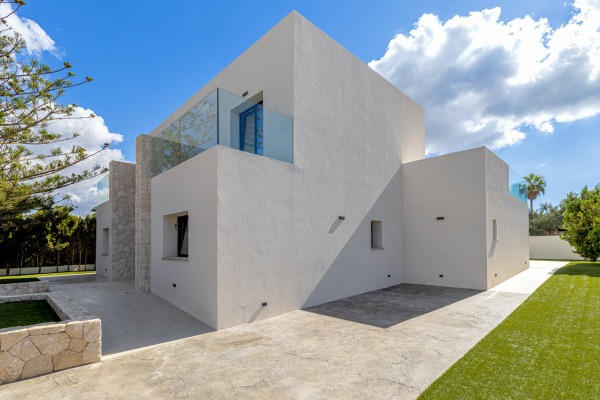 New, modern villa for sale in Bahia Grande - first occupancy image 12