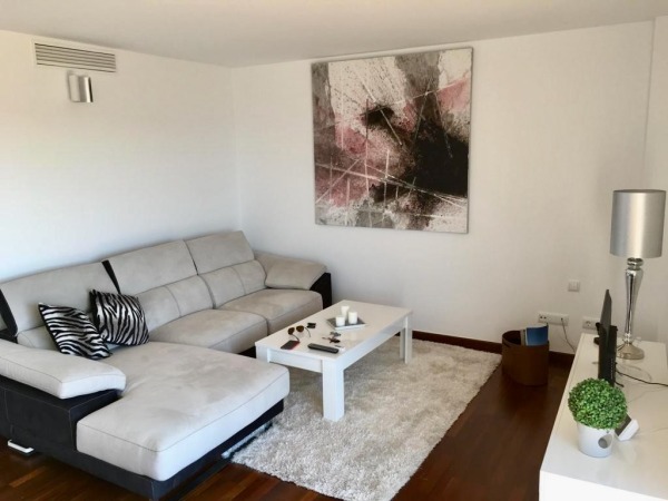 Penthouse apartment with sea views on the beach promenade in Ciudad Jardin image 4