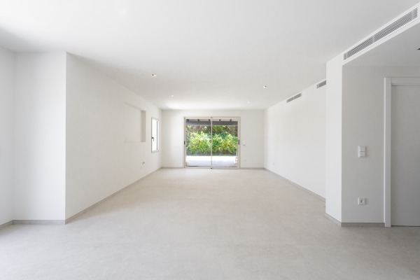 Modern renovated villa close to the Santa Ponsa golf courses image 6