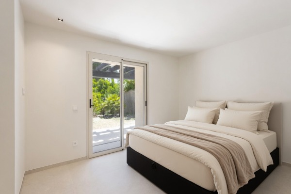 Modern renovated villa close to the Santa Ponsa golf courses image 8