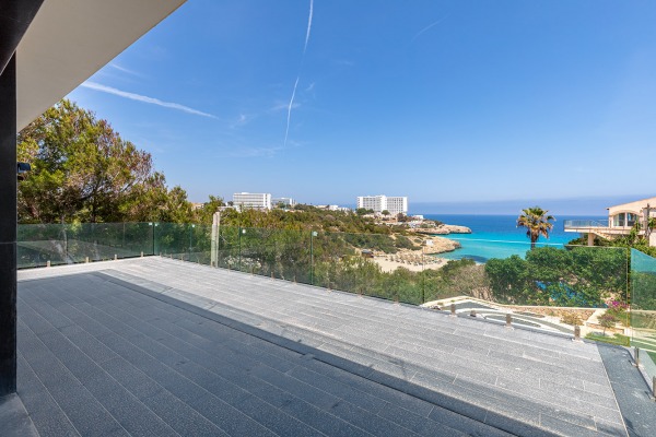 Modern new-build beach house right by the sea above Cala Domingos image 2