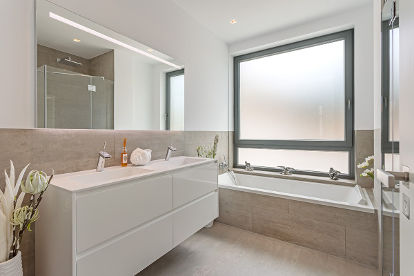 Exceptional designer villa with sea views in a prominent residential area image 11