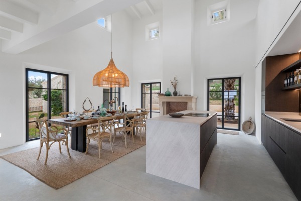 Luxurious new build finca with vineyard and guest apartment in Montuiri image 2