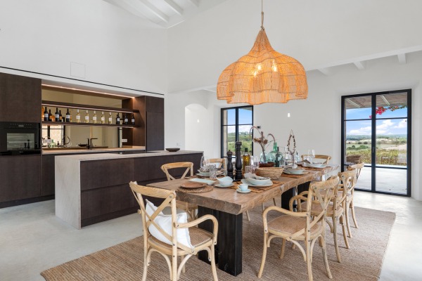 Luxurious new build finca with vineyard and guest apartment in Montuiri image 3