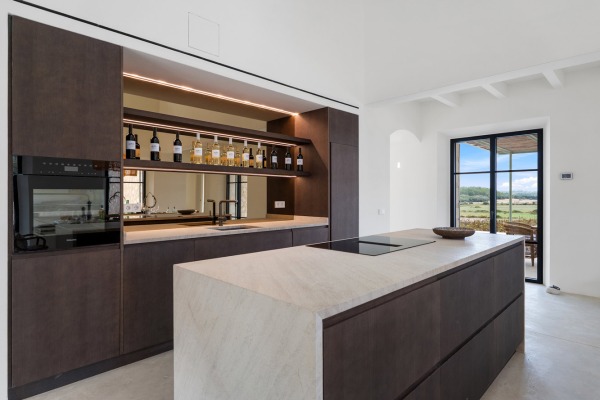 Luxurious new build finca with vineyard and guest apartment in Montuiri image 4