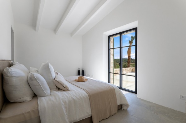 Luxurious new build finca with vineyard and guest apartment in Montuiri image 5