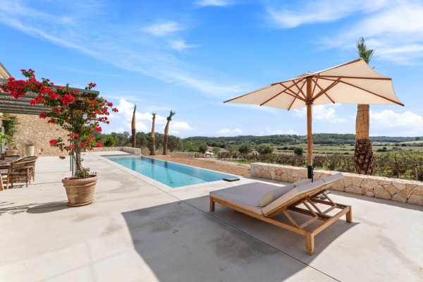 Luxurious new build finca with vineyard and guest apartment in Montuiri image 8