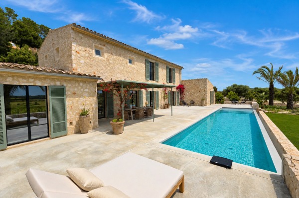 Luxurious new build finca with vineyard and guest apartment in Montuiri image 11
