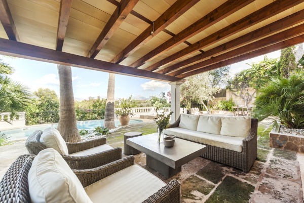 Mediterranean villa with pool in a quiet location in Santa Ponsa image 4