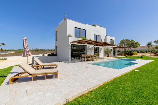 Modern new build villa with views of the bay of Palma image 2