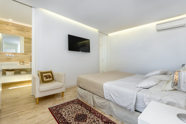 Modern, mediterranean villa near Son Quint and Son Mutaner golf courses image 4