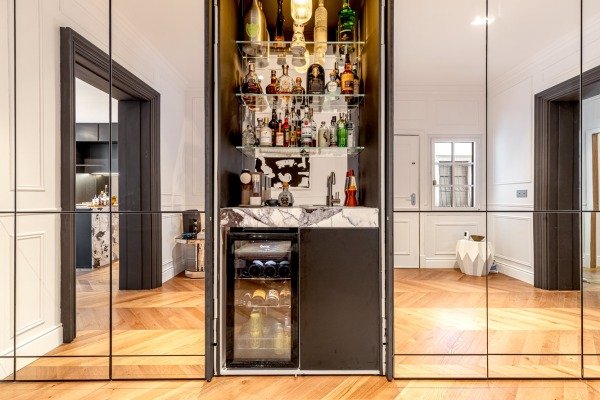 Exclusive old town apartment in a quiet location near the Ramblas in Palma image 3