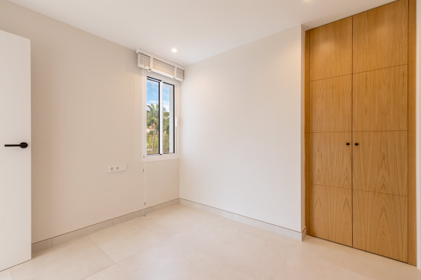 Renovated apartment directly on the marina of Port Andratx image 10