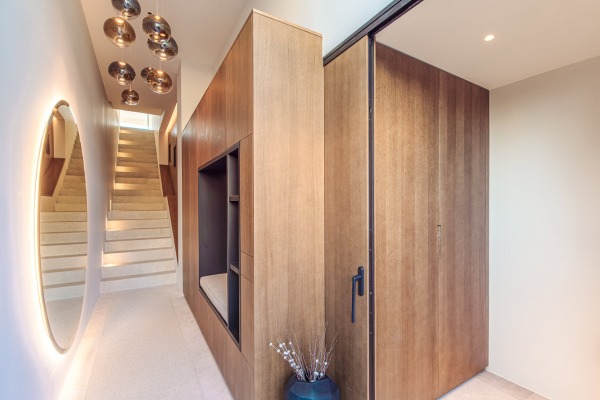 Designer luxury apartment right on the seafront in Portixol image 2