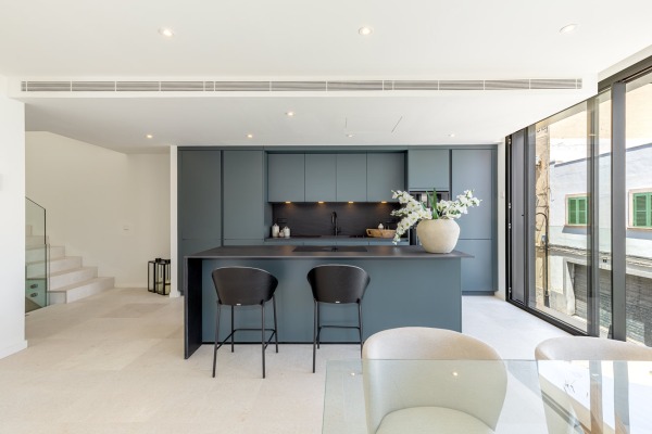 Exclusive townhouse with high-quality fittings and living comfort in Portixol image 5