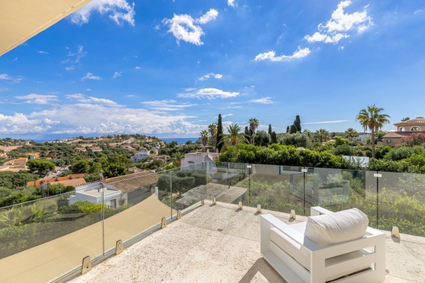 Modern villa with pool and sea views over two bays image 4