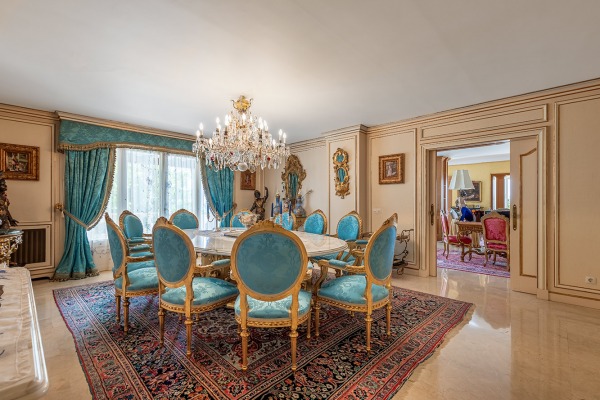 Exclusive luxury villa with sea views in a sought-after location in Genova image 10
