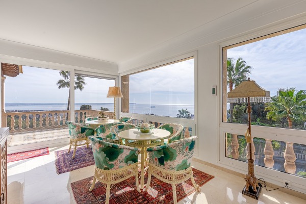 Exclusive luxury villa with sea views in a sought-after location in Genova image 11