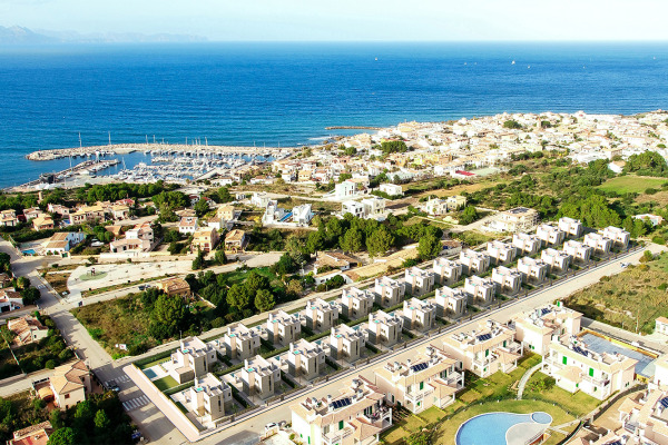 Newly built sea view villa with pool in the northeast of Mallorca image 2