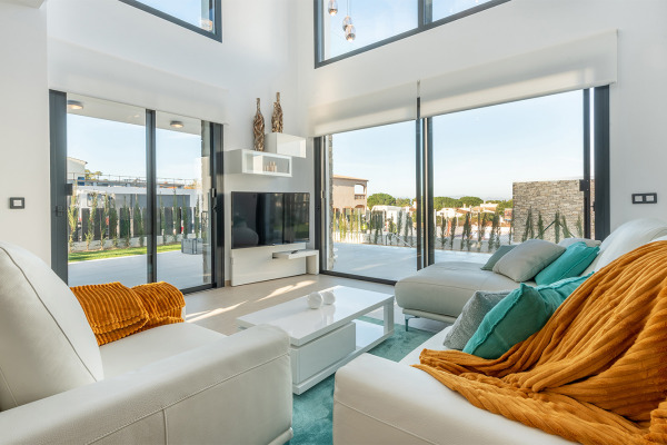 Newly built sea view villa with pool in the northeast of Mallorca image 4